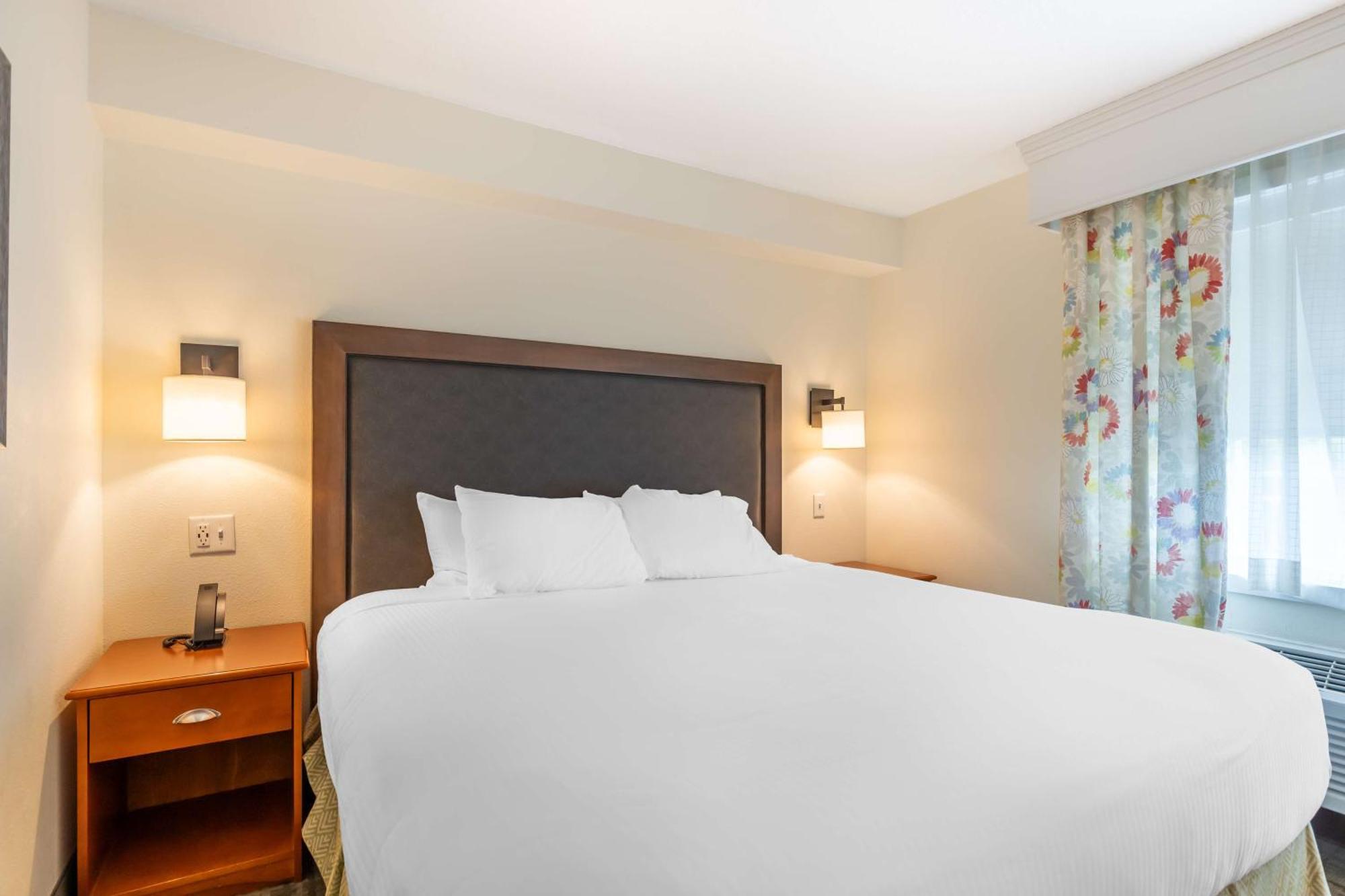 Best Western Plus University Park Inn & Suites Ames Exteriér fotografie